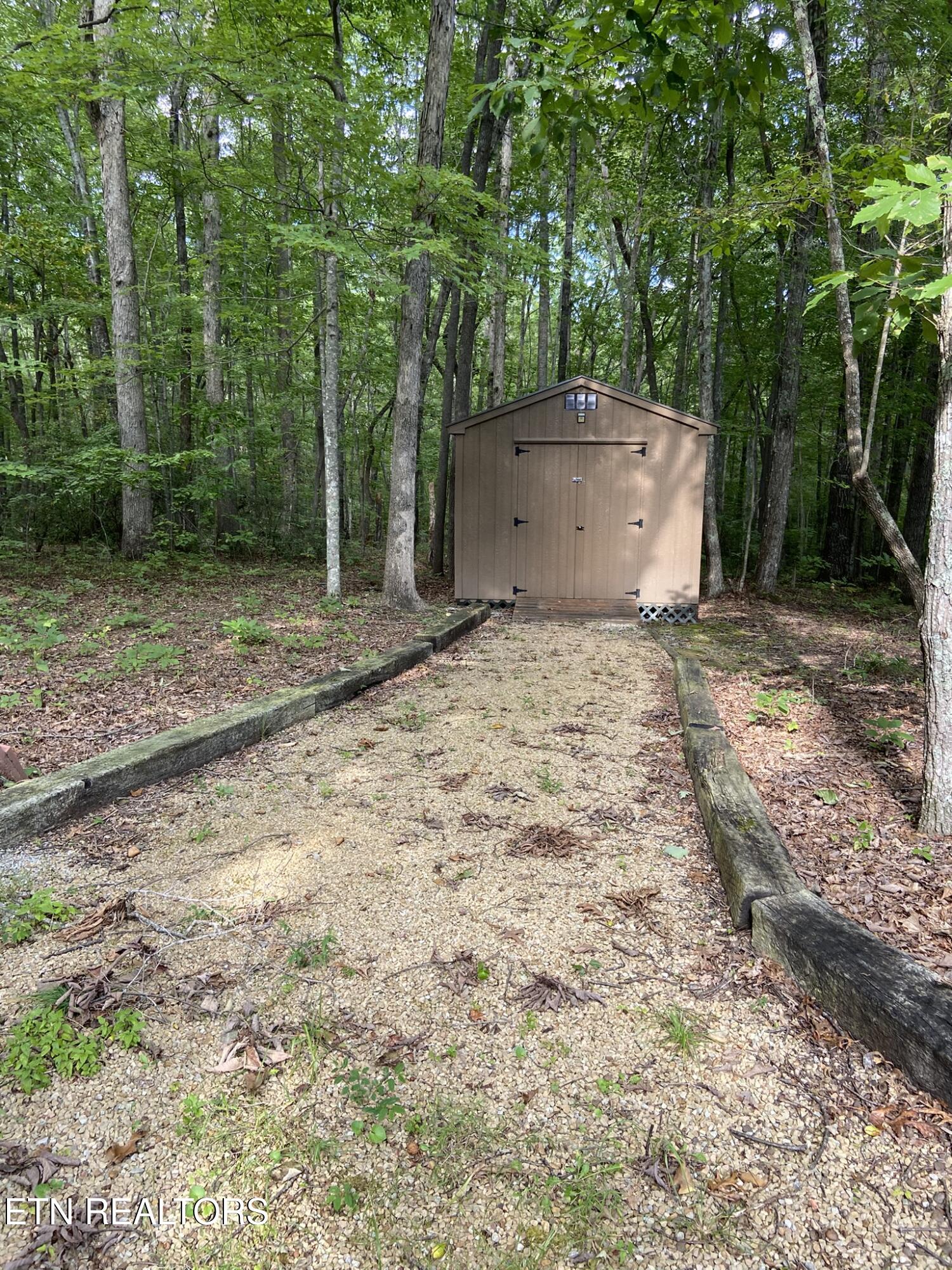 1729 Huckleberry Road Monterey, TN 38574 - Photo 37 of 47 IMG_1606