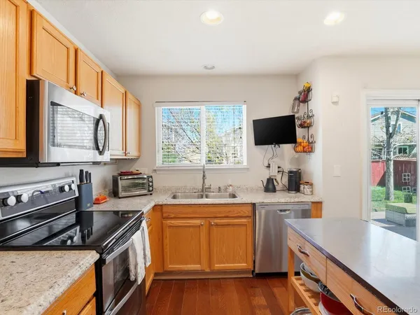 $585,000 | 9860 Aftonwood Street, Highlands Ranch, CO 80126