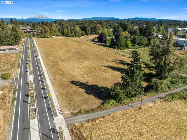 $2,995,000 | 16370 Bell Street, Unit 2, Sandy, OR 97055