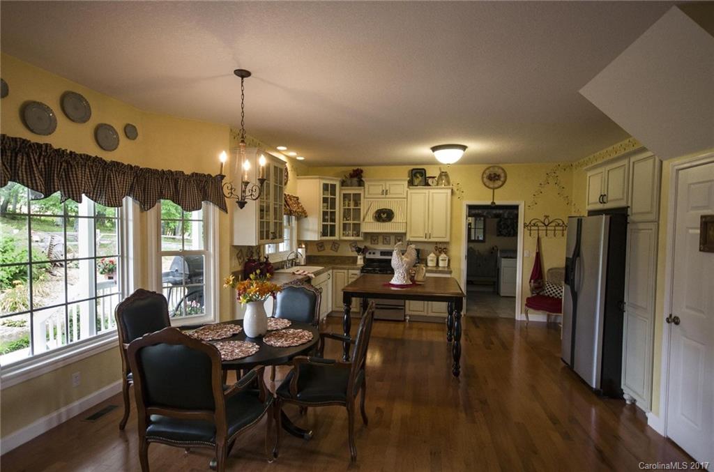 77 Israel Road Leicester, NC 28748 - Photo 5 of 24 Gallery Image 5