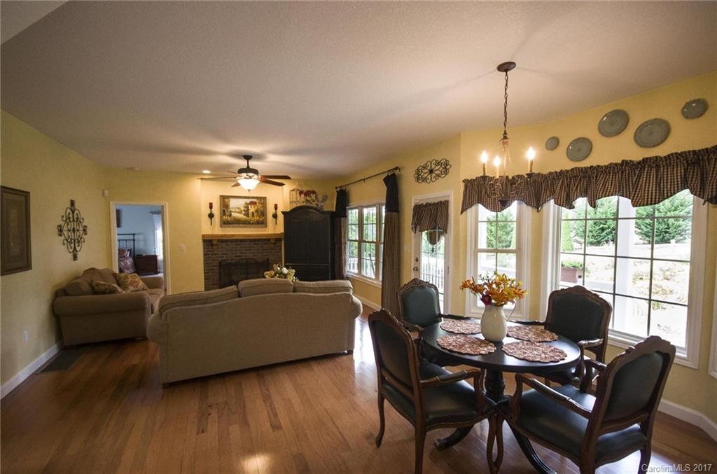 77 Israel Road Leicester, NC 28748 - Photo 8 of 24 Gallery Image 8