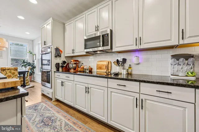 $669,995 | 8650 Anderson Avenue, Marshall, VA 20115