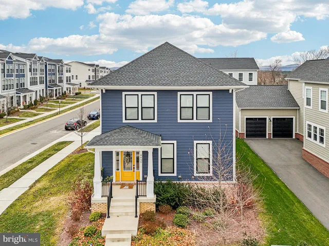 $669,995 | 8650 Anderson Avenue, Marshall, VA 20115