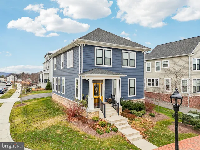 $669,995 | 8650 Anderson Avenue, Marshall, VA 20115