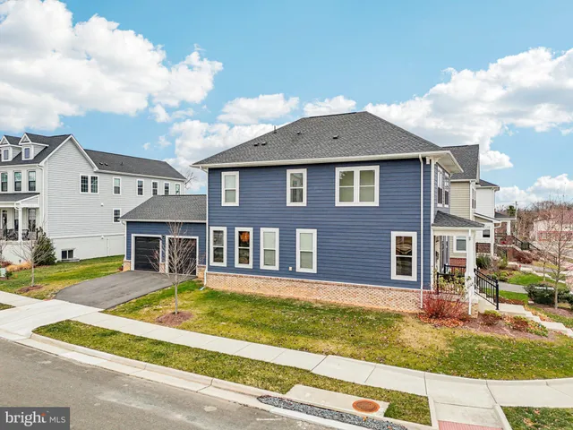 $669,995 | 8650 Anderson Avenue, Marshall, VA 20115