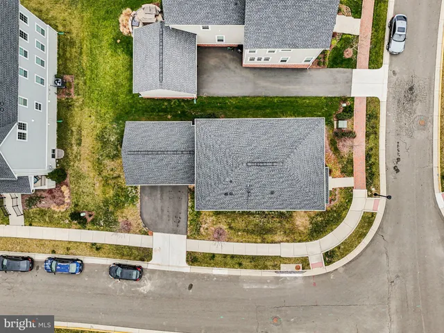 $669,995 | 8650 Anderson Avenue, Marshall, VA 20115