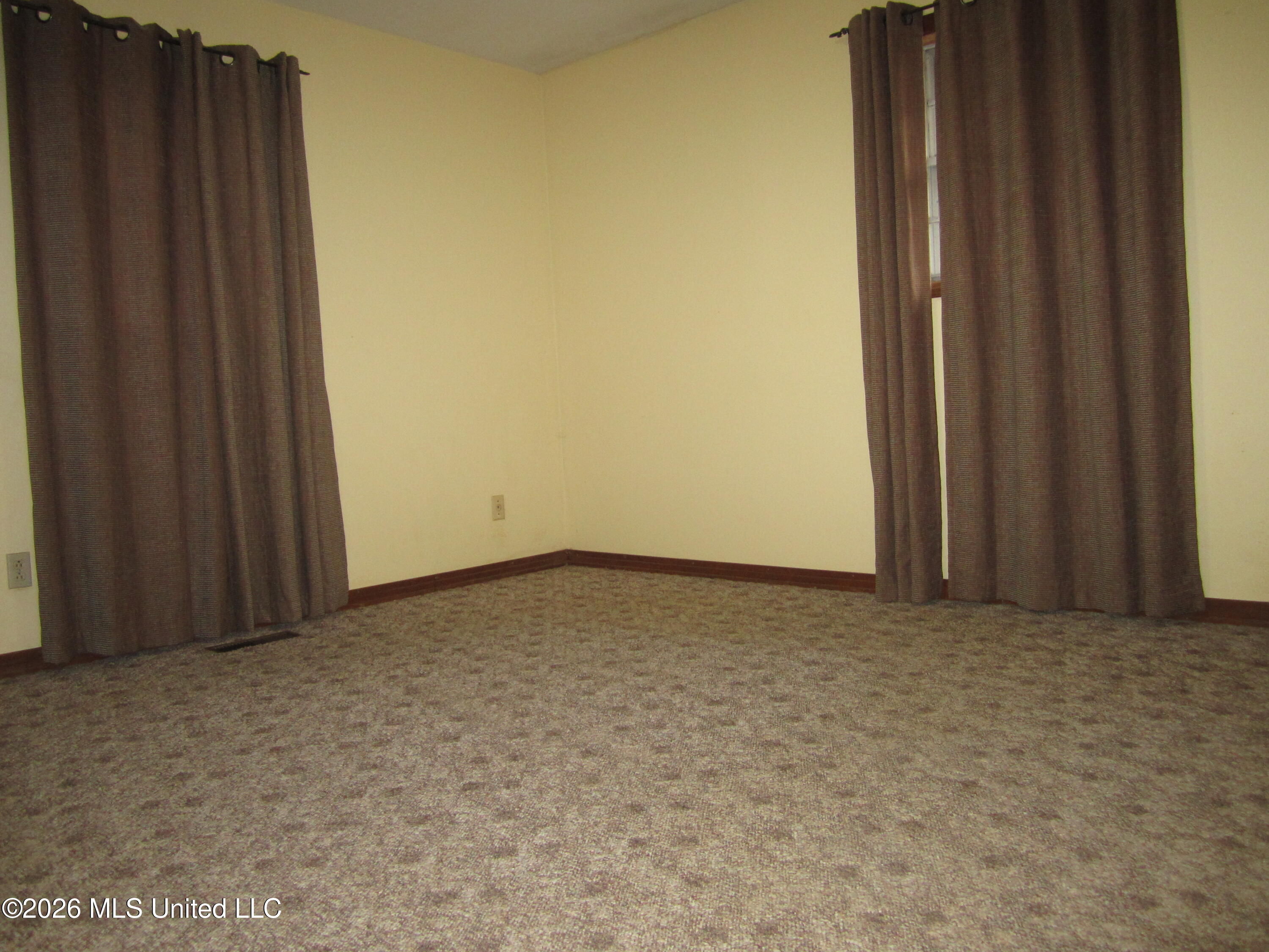 1558 Highway 30 New Albany, MS 38652 - Photo 10 of 21 IMG_8525