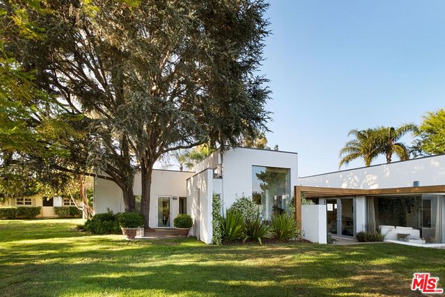 $7,000,000 | 11531 Amanda Drive, Studio City, CA 91604