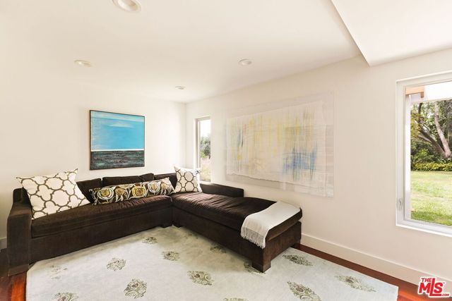 $7,000,000 | 11531 Amanda Drive, Studio City, CA 91604