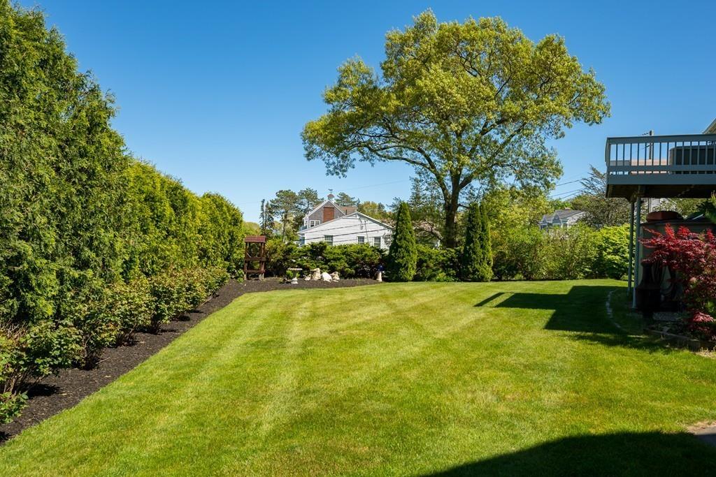 122 Emery Road Marshfield, MA 02050 - Photo 3 of 35 Gallery Image 3