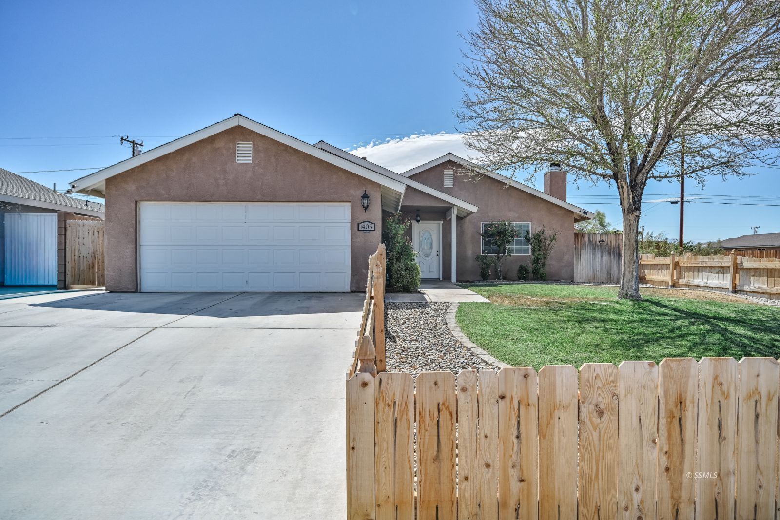 1405 South McCall Street Ridgecrest, CA 93555 - Photo 1 of 25