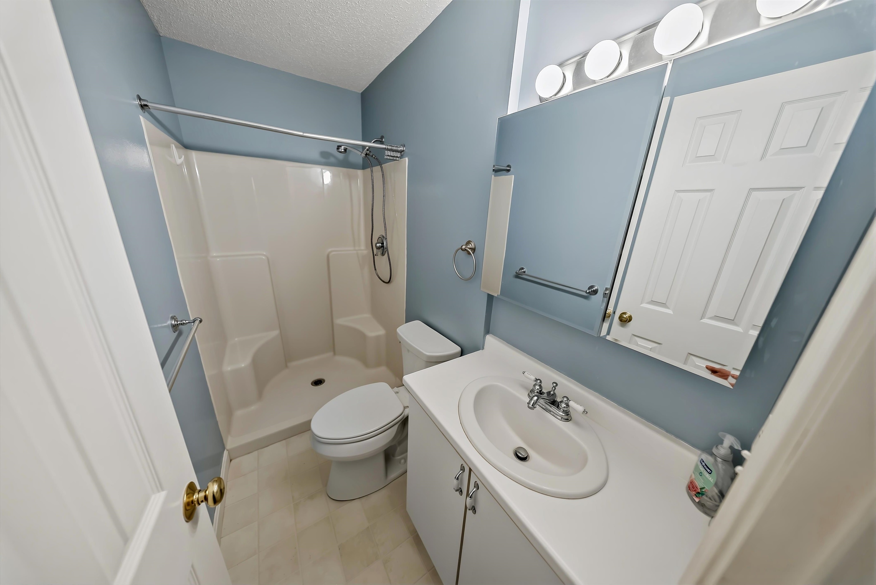 29 Windsor Court, Unit D Keene, NH 03431 - Photo 12 of 36