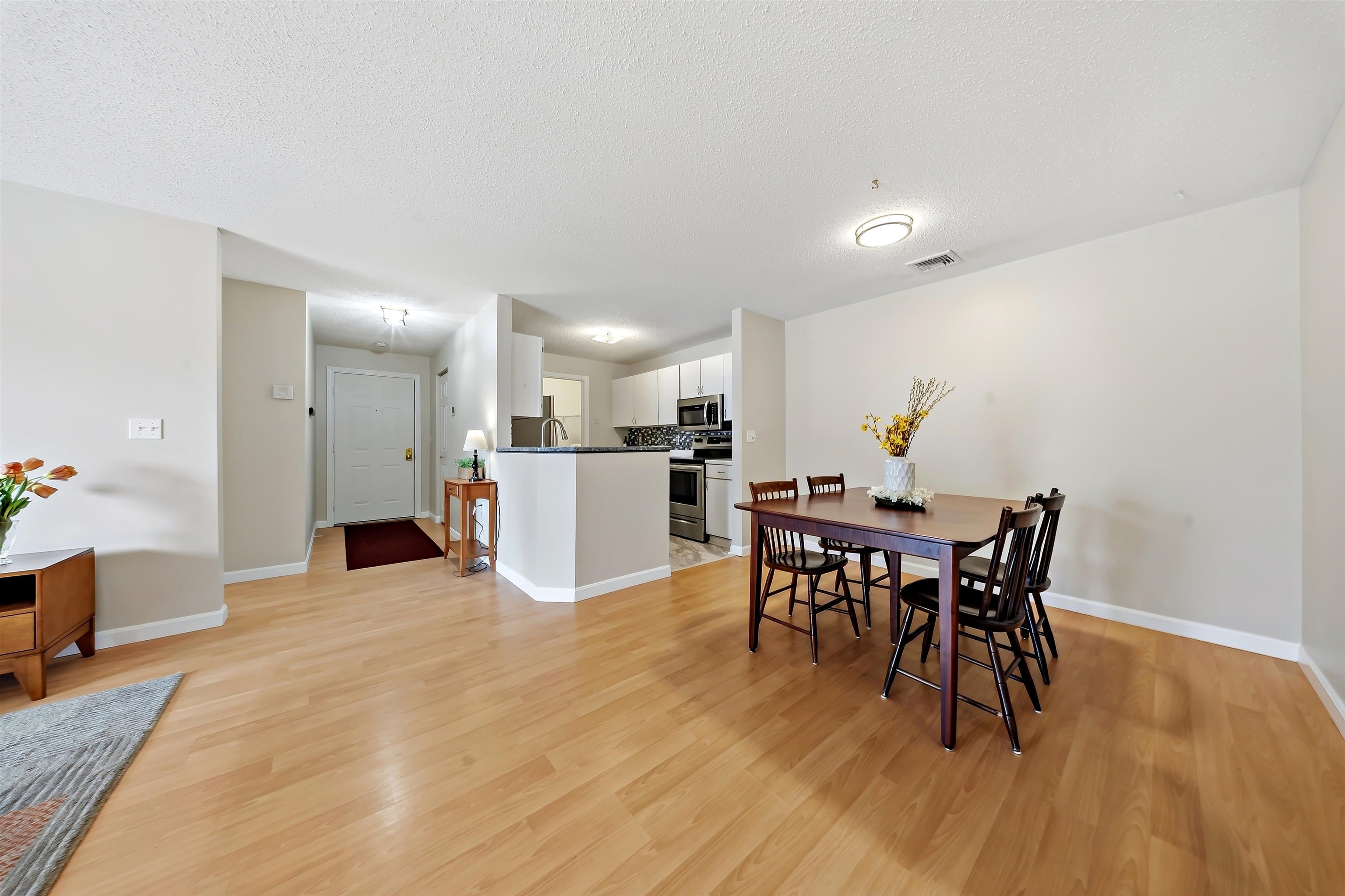29 Windsor Court, Unit D Keene, NH 03431 - Photo 13 of 36