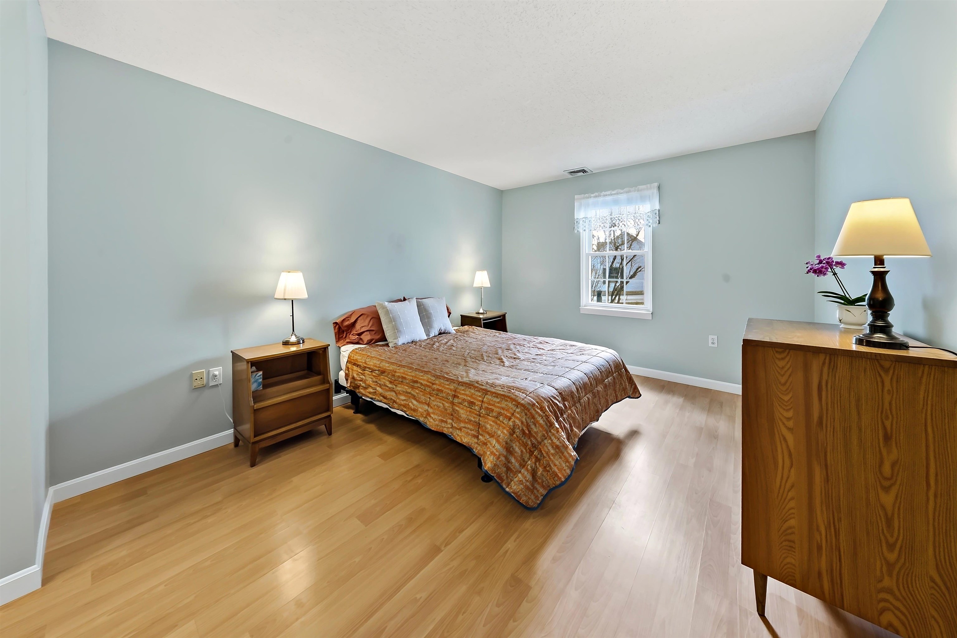 29 Windsor Court, Unit D Keene, NH 03431 - Photo 23 of 36