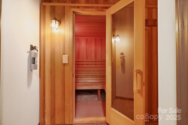 105 Beechtop Road Beech Mountain, NC 28604 - Photo 32 of 42 a view of walk in closet