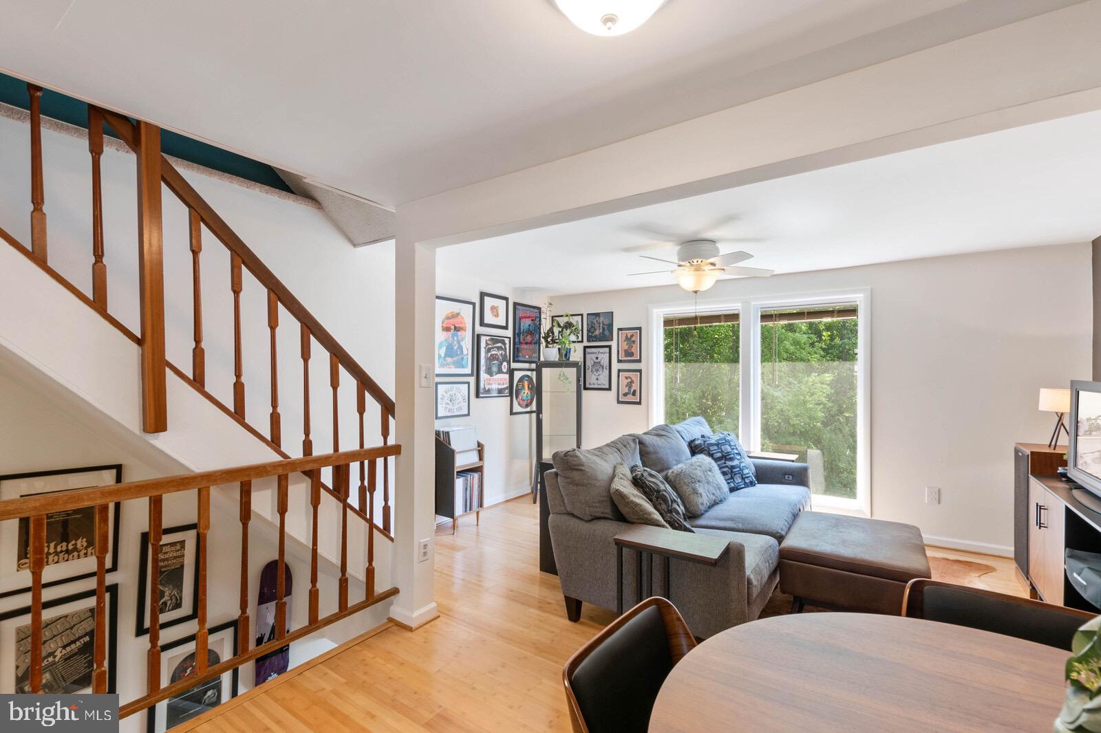 8062 Grandview Court Springfield, VA 22153 - Photo 12 of 37 Gallery Image 12