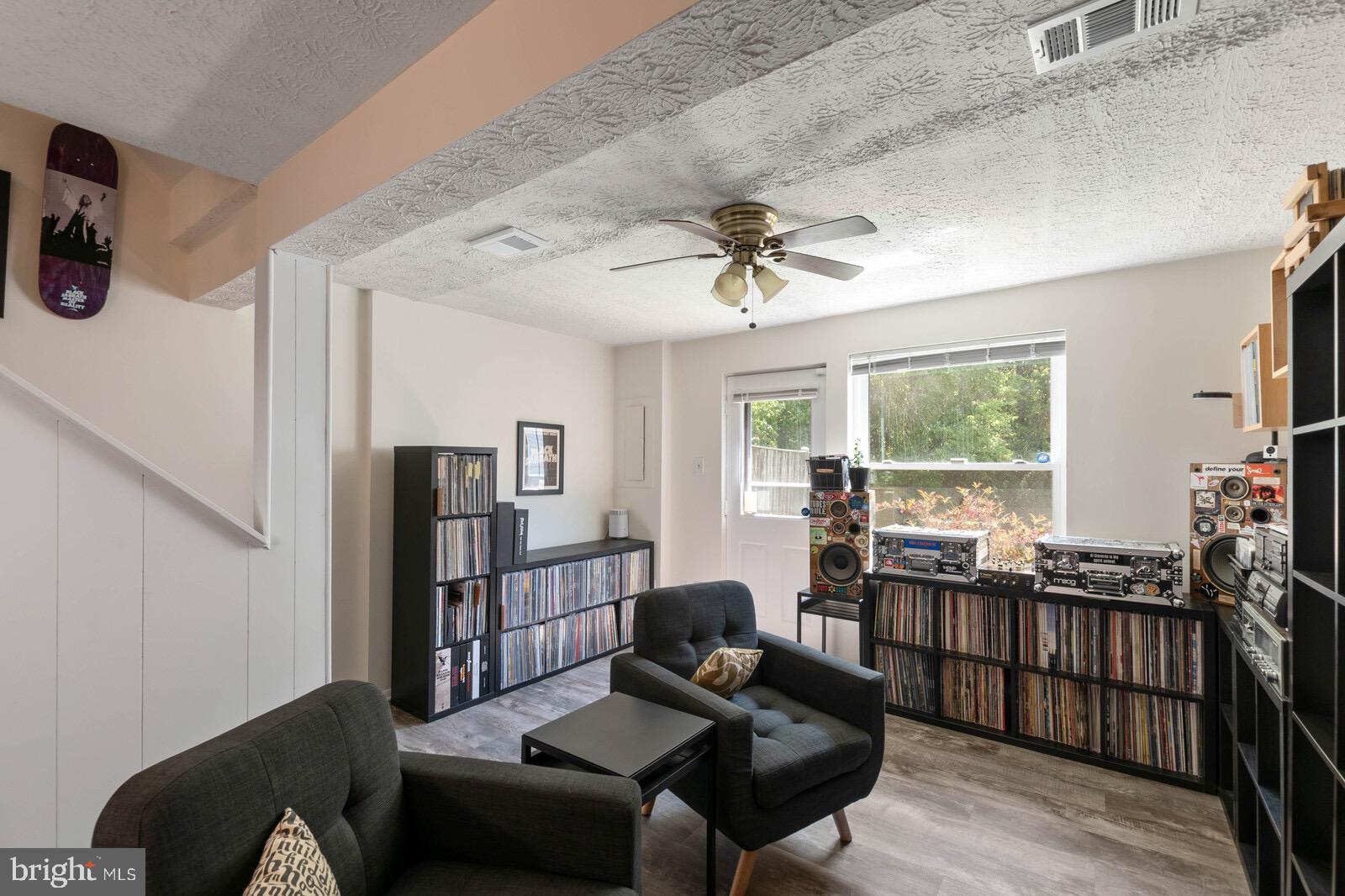 8062 Grandview Court Springfield, VA 22153 - Photo 31 of 37 Gallery Image 31