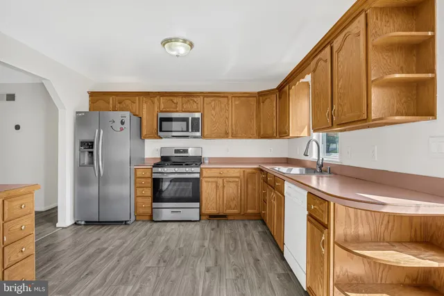 $314,800 | 4761 Lawntara Street, Harrisburg, PA 17111