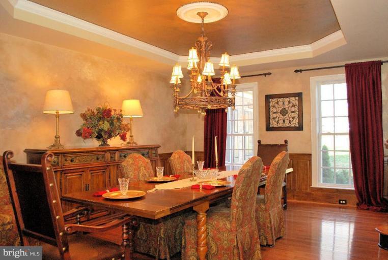14259 Howard Road Glenelg, MD 21737 - Photo 5 of 30 Dining Room