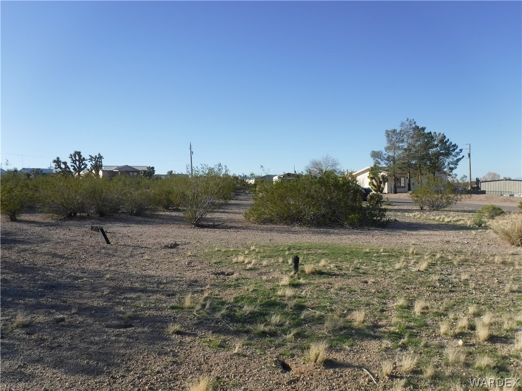 30039 Haystack Circle Meadview, AZ 86444 - Photo 4 of 8