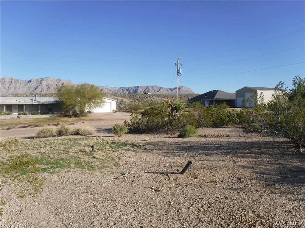 30039 Haystack Circle Meadview, AZ 86444 - Photo 5 of 8