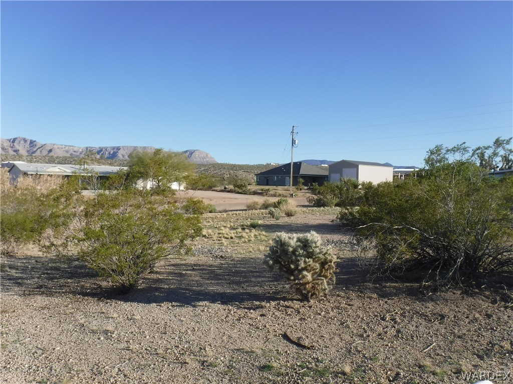 30039 Haystack Circle Meadview, AZ 86444 - Photo 7 of 8