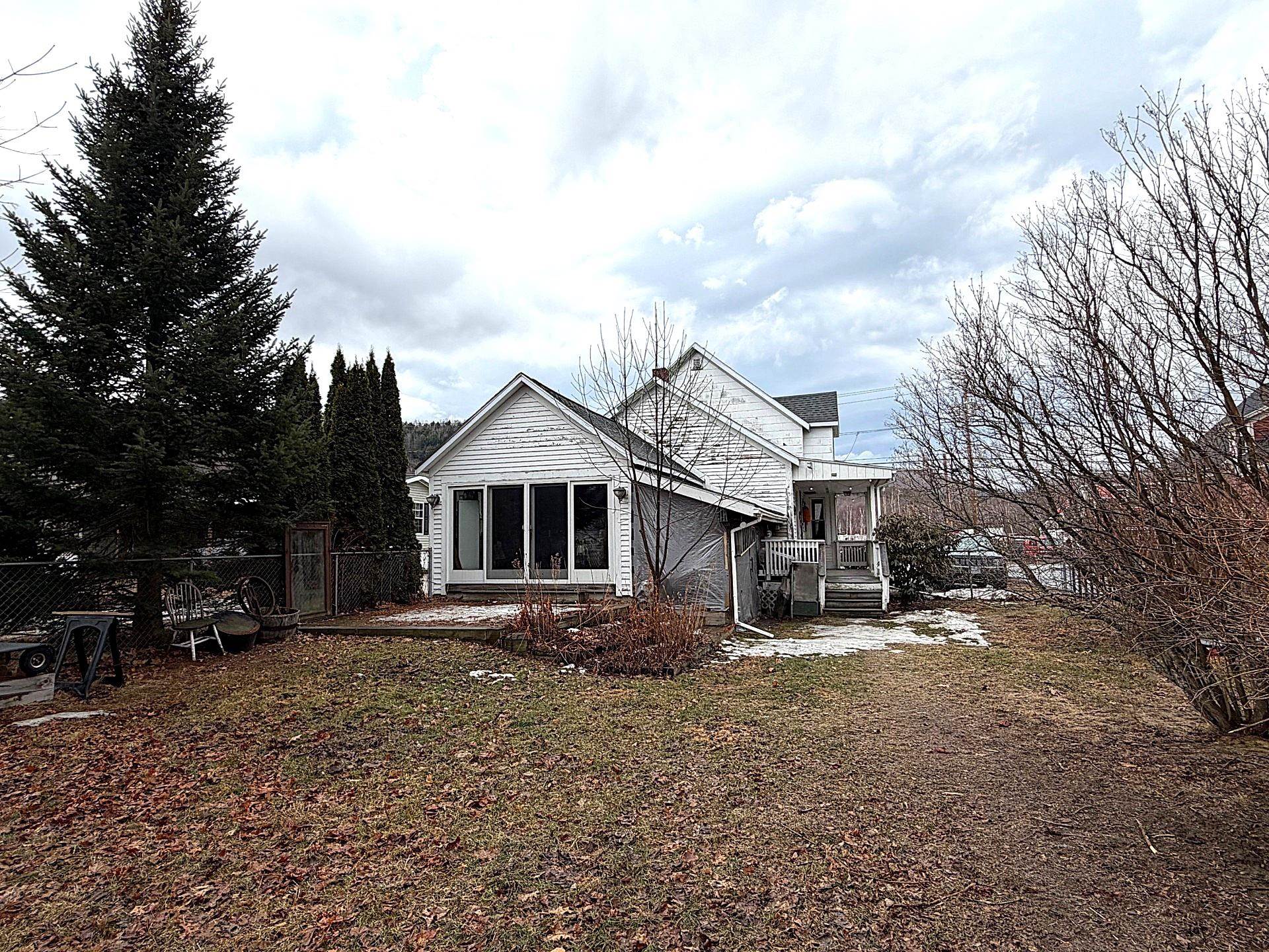 33 Glen Road Gorham, NH 03581 - Photo 5 of 23