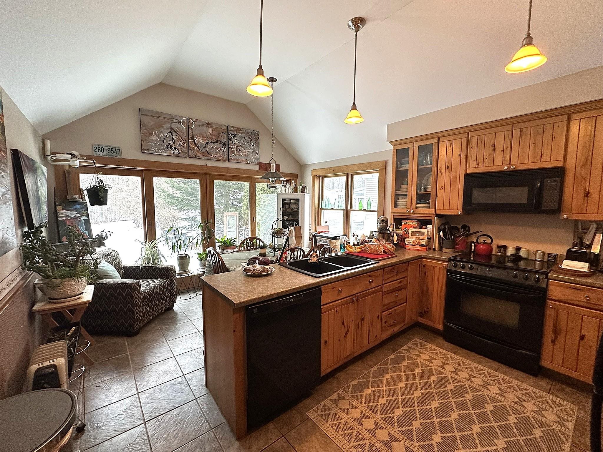 33 Glen Road Gorham, NH 03581 - Photo 10 of 23