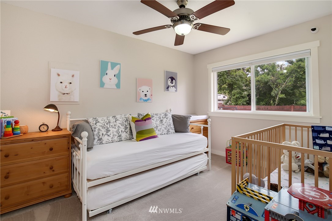 167 Lyons Avenue Northeast Renton, WA 98059 - Photo 17 of 25 Gallery Image 17