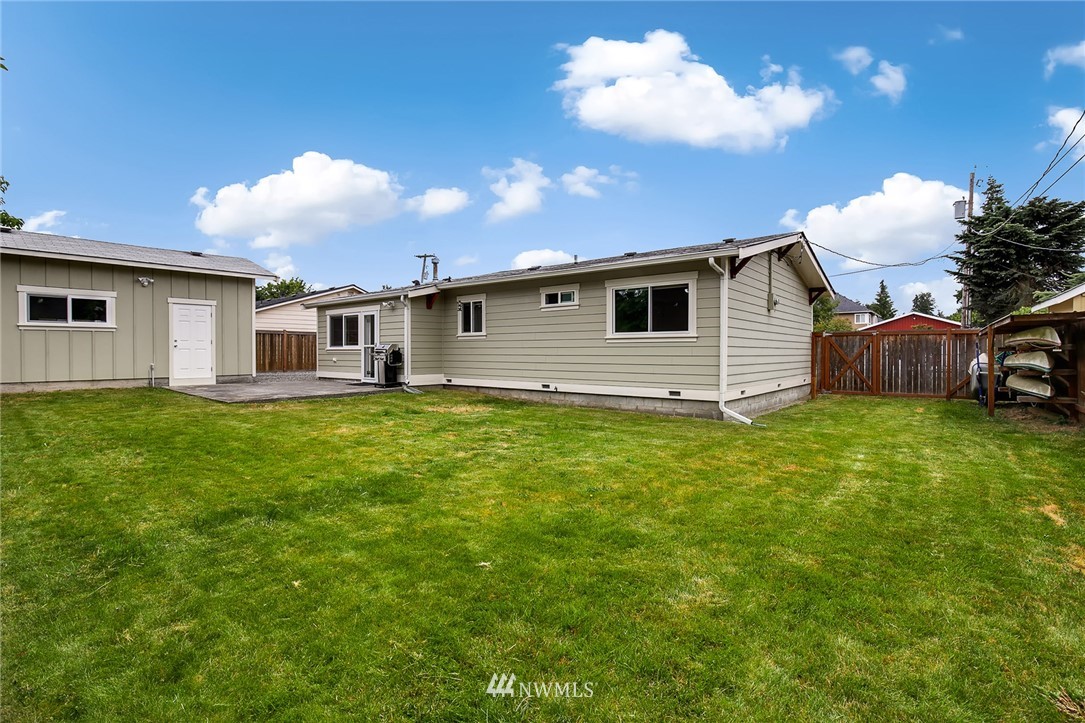 167 Lyons Avenue Northeast Renton, WA 98059 - Photo 22 of 25 Gallery Image 22