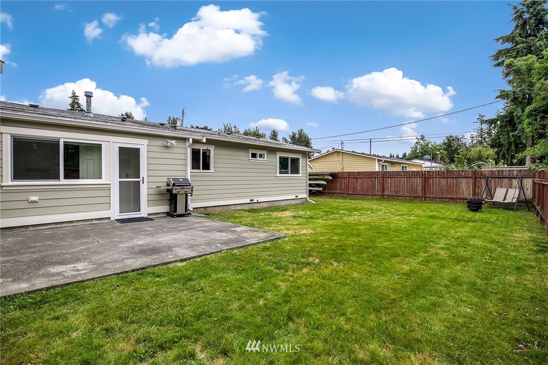 167 Lyons Avenue Northeast Renton, WA 98059 - Photo 23 of 25 Gallery Image 23