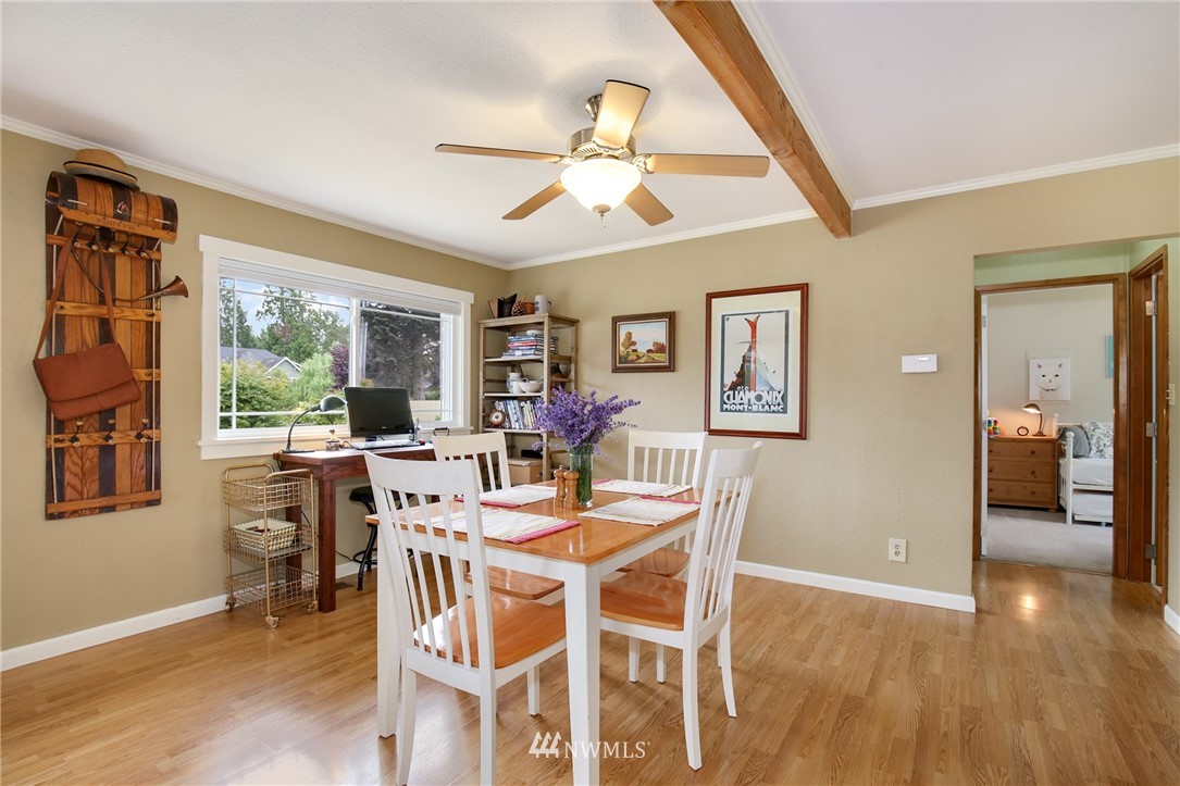 167 Lyons Avenue Northeast Renton, WA 98059 - Photo 6 of 25 Gallery Image 6