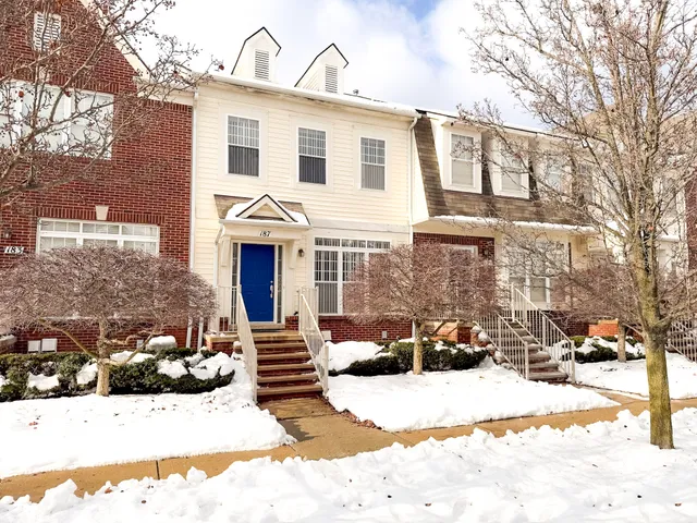 $2,350 | 187 Center Boulevard, Wixom, MI 48393