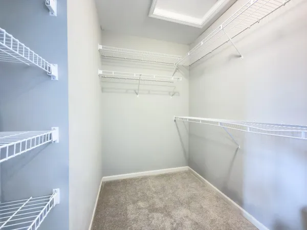 $2,275 | 187 Center Boulevard, Wixom, MI 48393