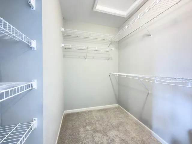 $2,350 | 187 Center Boulevard, Wixom, MI 48393