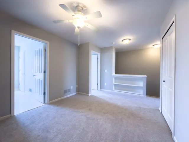 $2,350 | 187 Center Boulevard, Wixom, MI 48393