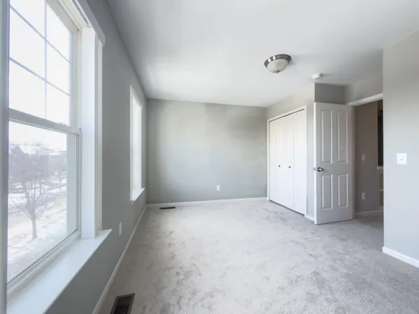 $2,275 | 187 Center Boulevard, Wixom, MI 48393