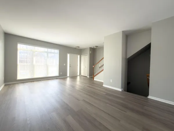 $2,275 | 187 Center Boulevard, Wixom, MI 48393