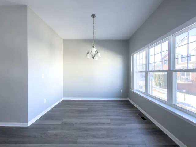 $2,350 | 187 Center Boulevard, Wixom, MI 48393