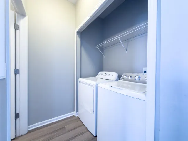 $2,350 | 187 Center Boulevard, Wixom, MI 48393