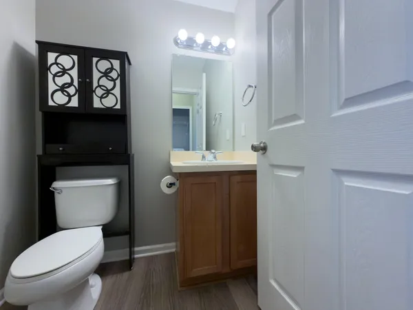 $2,275 | 187 Center Boulevard, Wixom, MI 48393