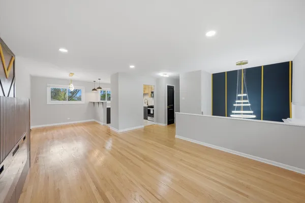 $250,000 | 16611 Marshfield Avenue, Markham, IL 60428
