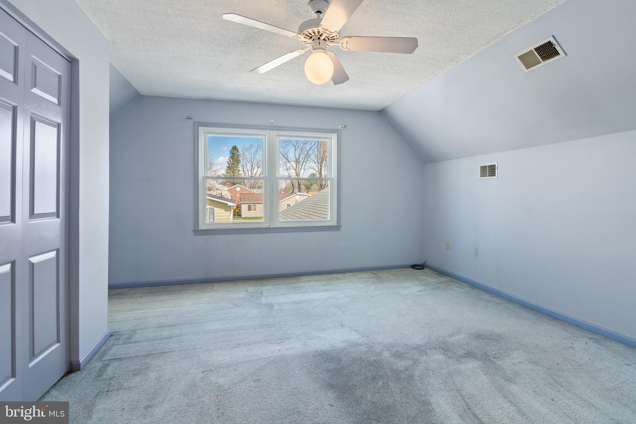 15705 Hanover Pike Upperco, MD 21155 - Photo 24 of 39 Upper Level BR 4