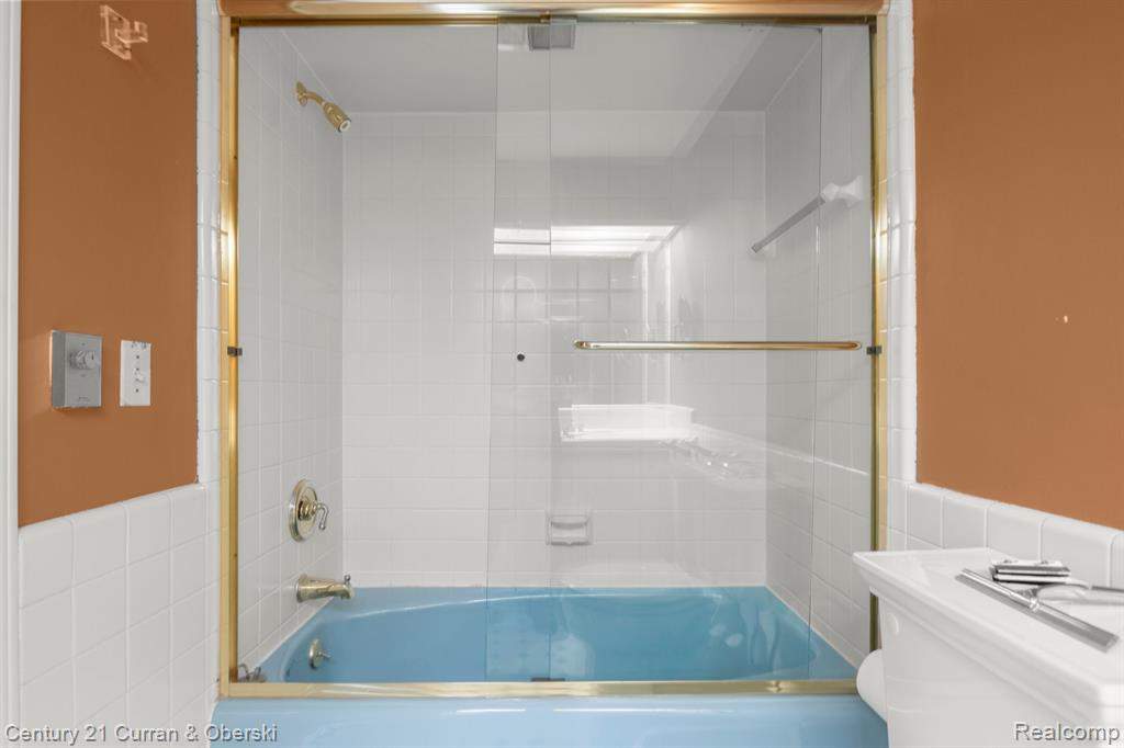 1863 Squirrel Road Bloomfield Hills, MI 48304 - Photo 52 of 78 Gallery Image 52