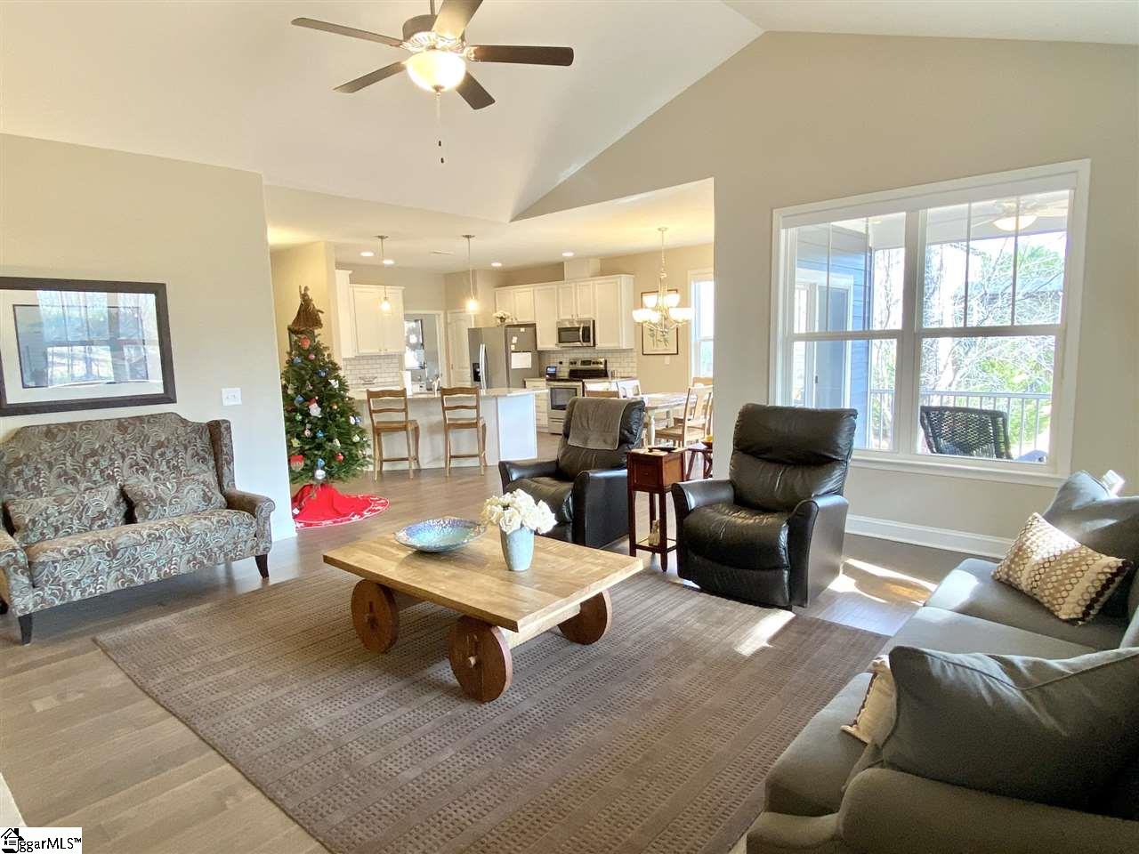 216 Club Cart Road Travelers Rest, SC 29690 - Photo 10 of 36 Gallery Image 10