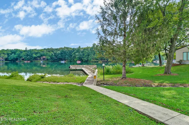 $235,000 | 74 Lakeshore Court, Unit 78, Crossville, TN 38558
