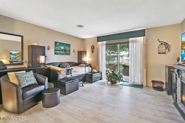 $235,000 | 74 Lakeshore Court, Unit 78, Crossville, TN 38558