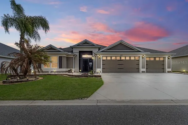 $574,000 | 5375 Werdebaugh Way, The Villages, FL 32163