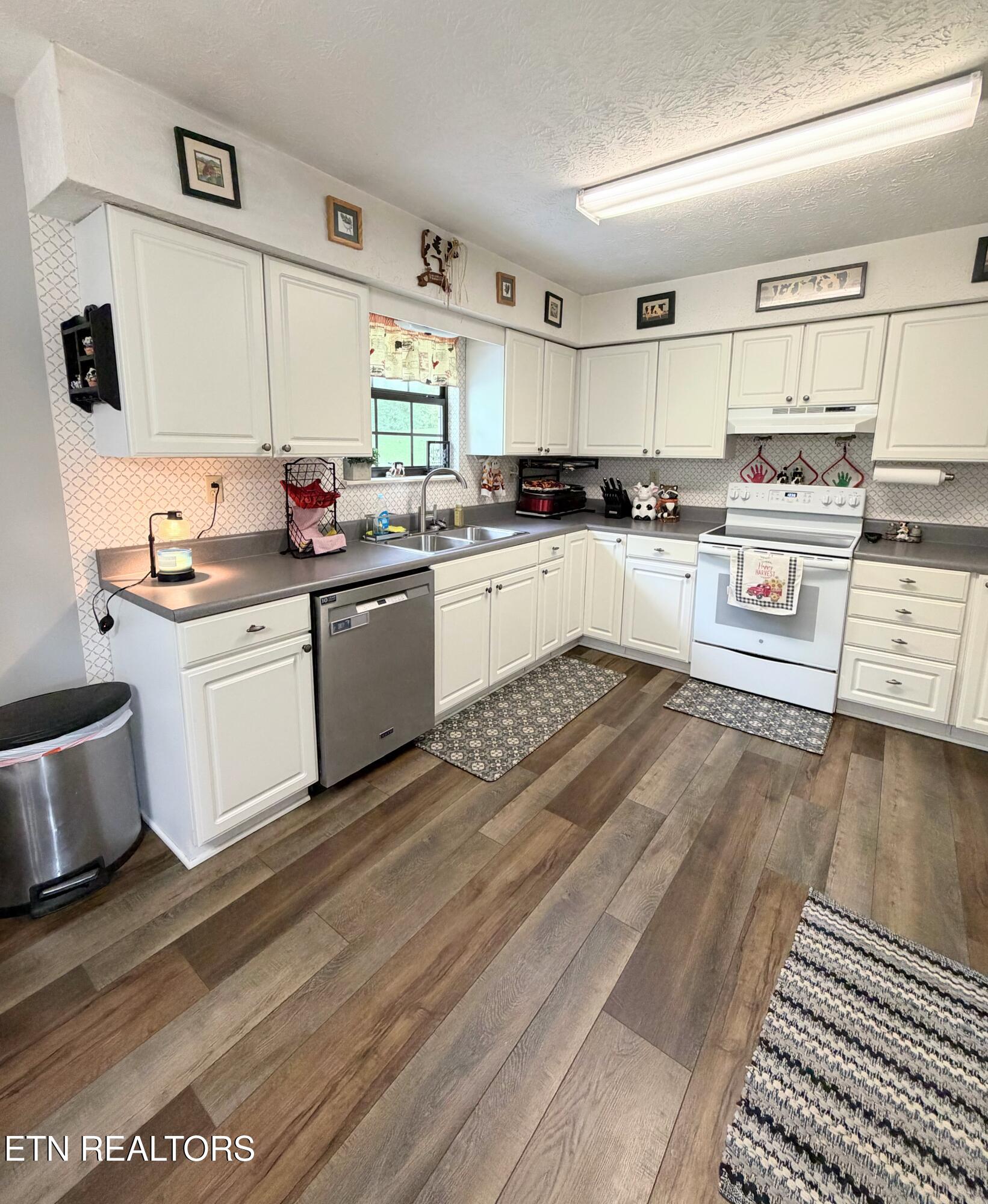 195 Booker Road Maynardville, TN 37807 - Photo 5 of 20 Kitchen