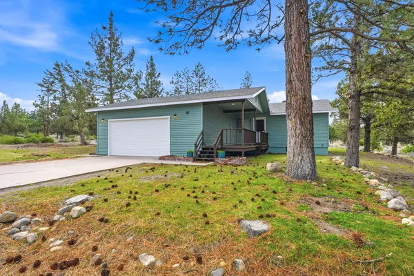 $449,900 | 15617 Sherwood Road, Weed, CA 96094